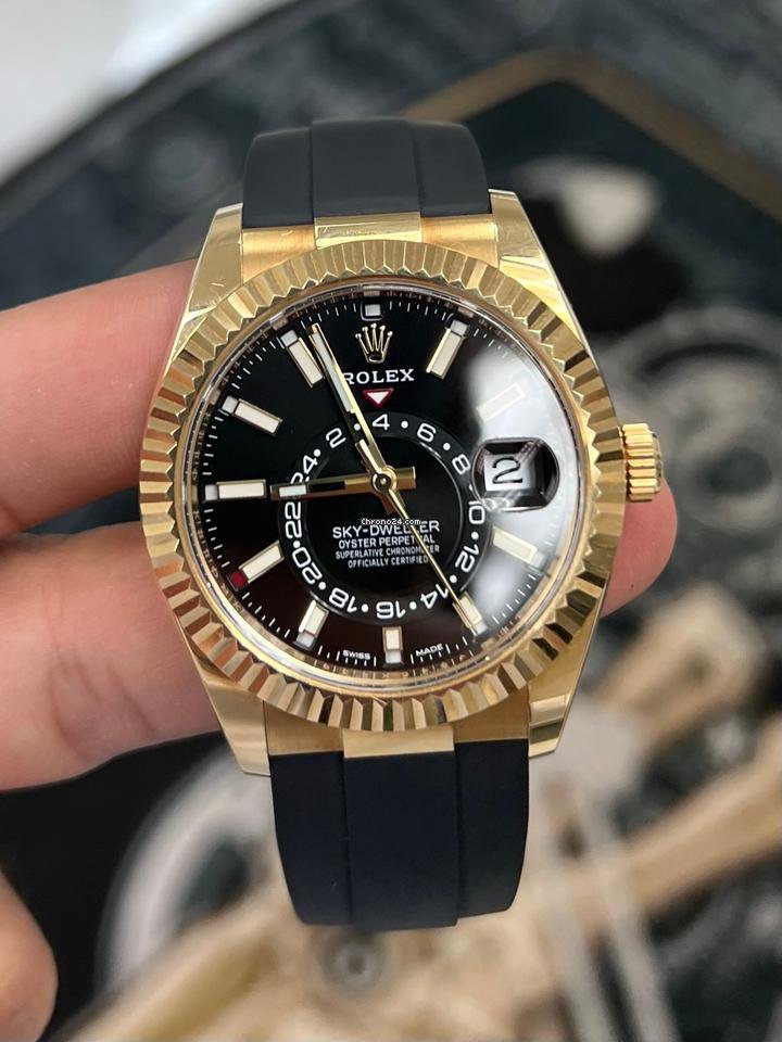 ROLEX SKY DWELLER OYSTERFLEX (GOLD BLACK) - AUTOMATIC - Image 5